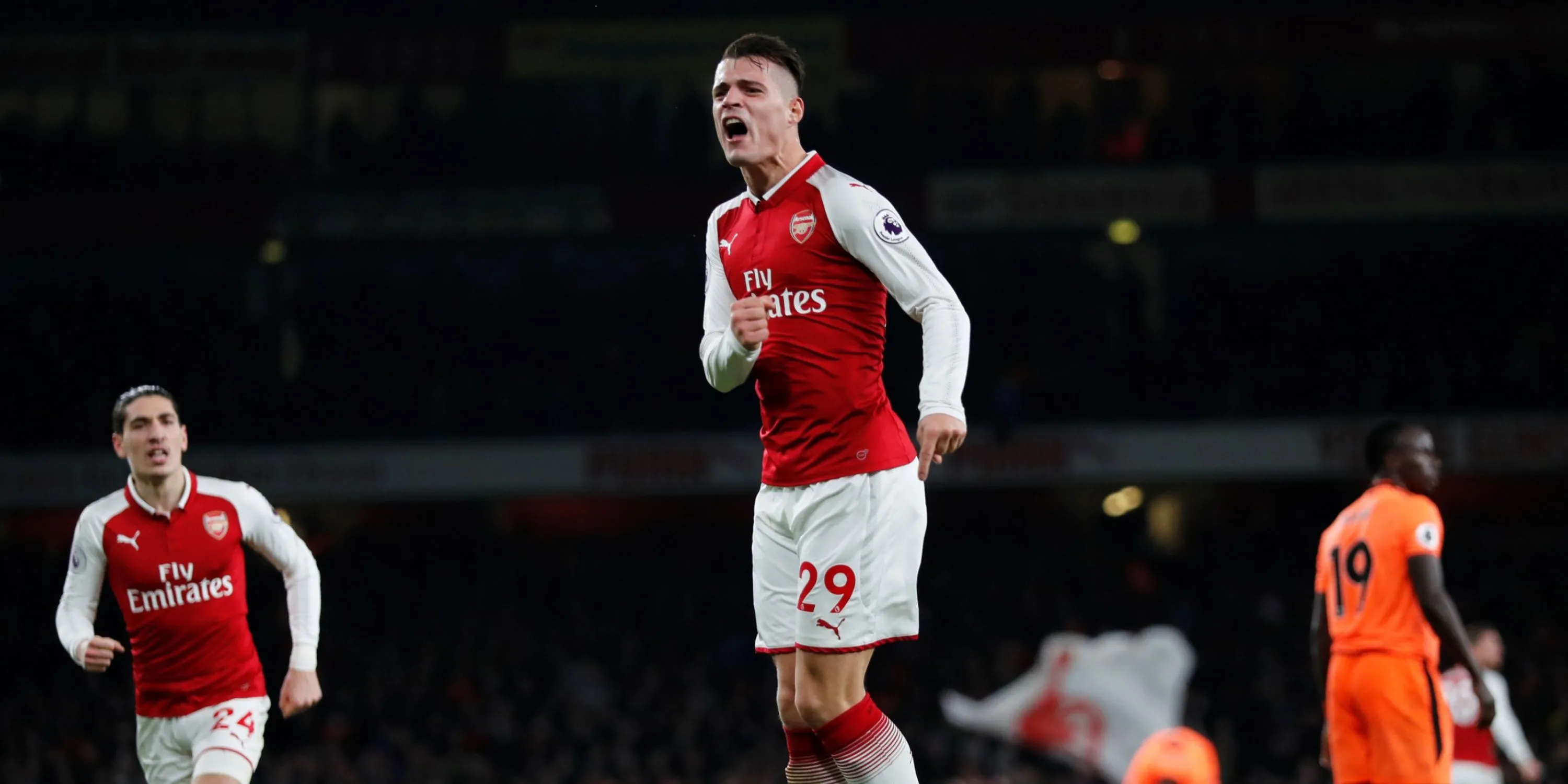 Granit Xhaka trong mùa giải cuối cùng đầy hiệu quả tại Arsenal.