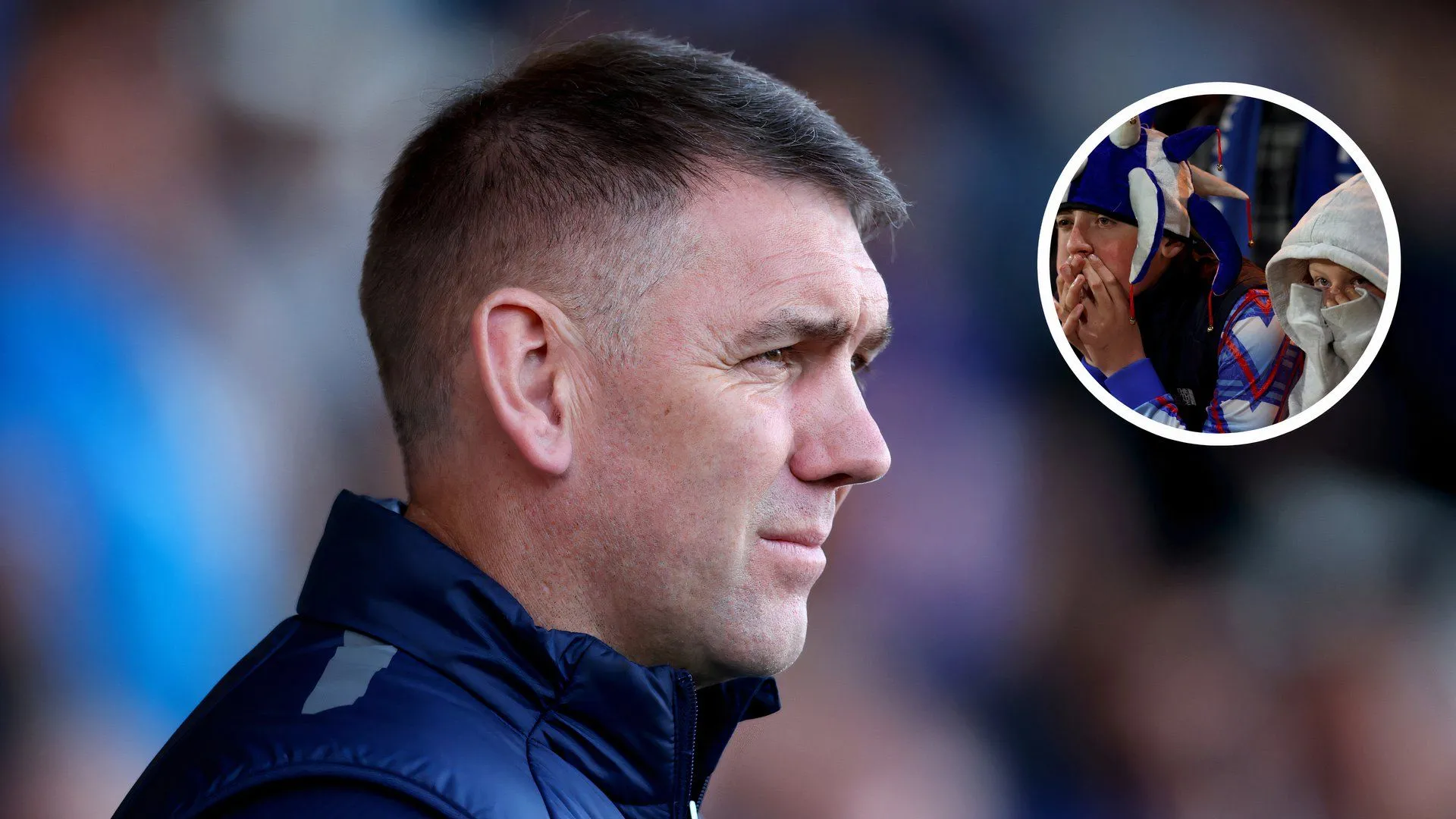 Huấn luyện viên Dave Challinor của Stockport County