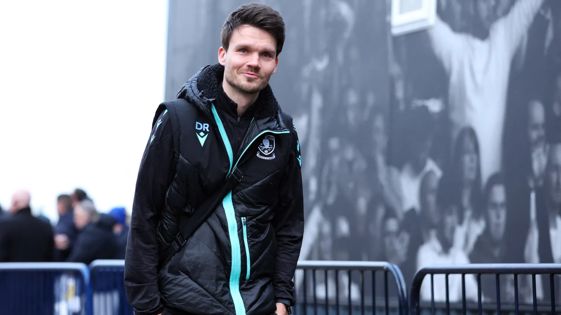 HLV Danny Röhl của Sheffield Wednesday, với tương lai tại CLB đang không chắc chắn.