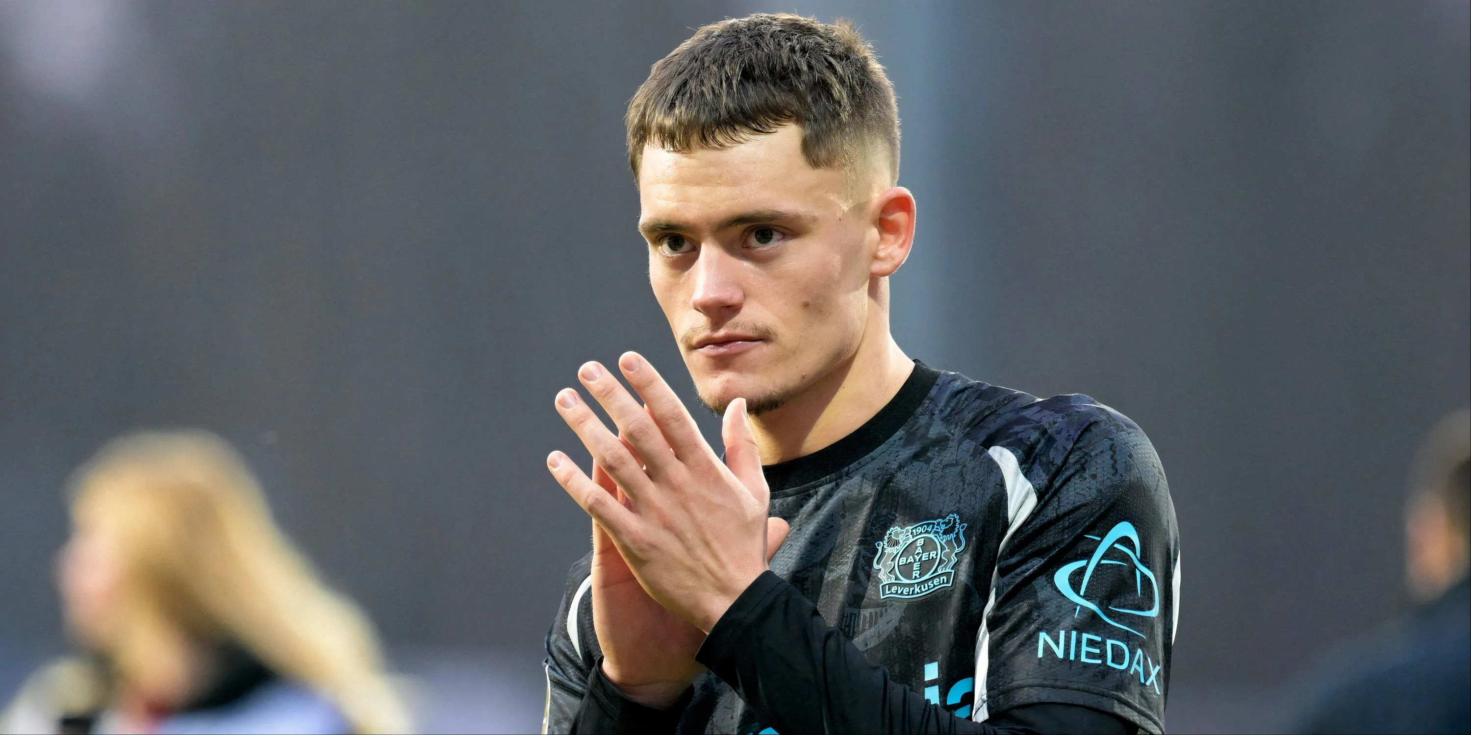 Tiền vệ Florian Wirtz trong màu áo Leverkusen