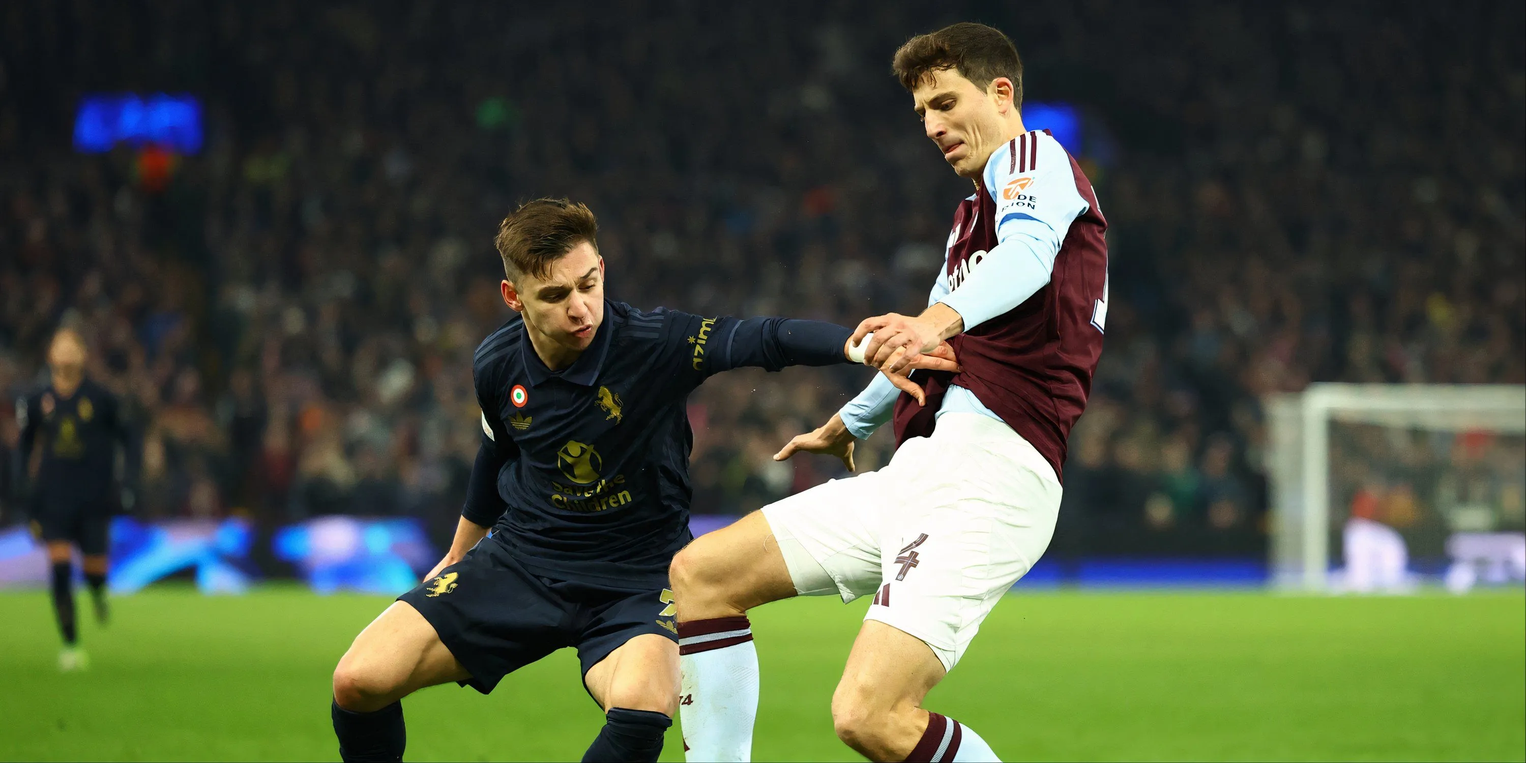 Trung vệ Pau Torres, một trong những trụ cột của hàng thủ Aston Villa