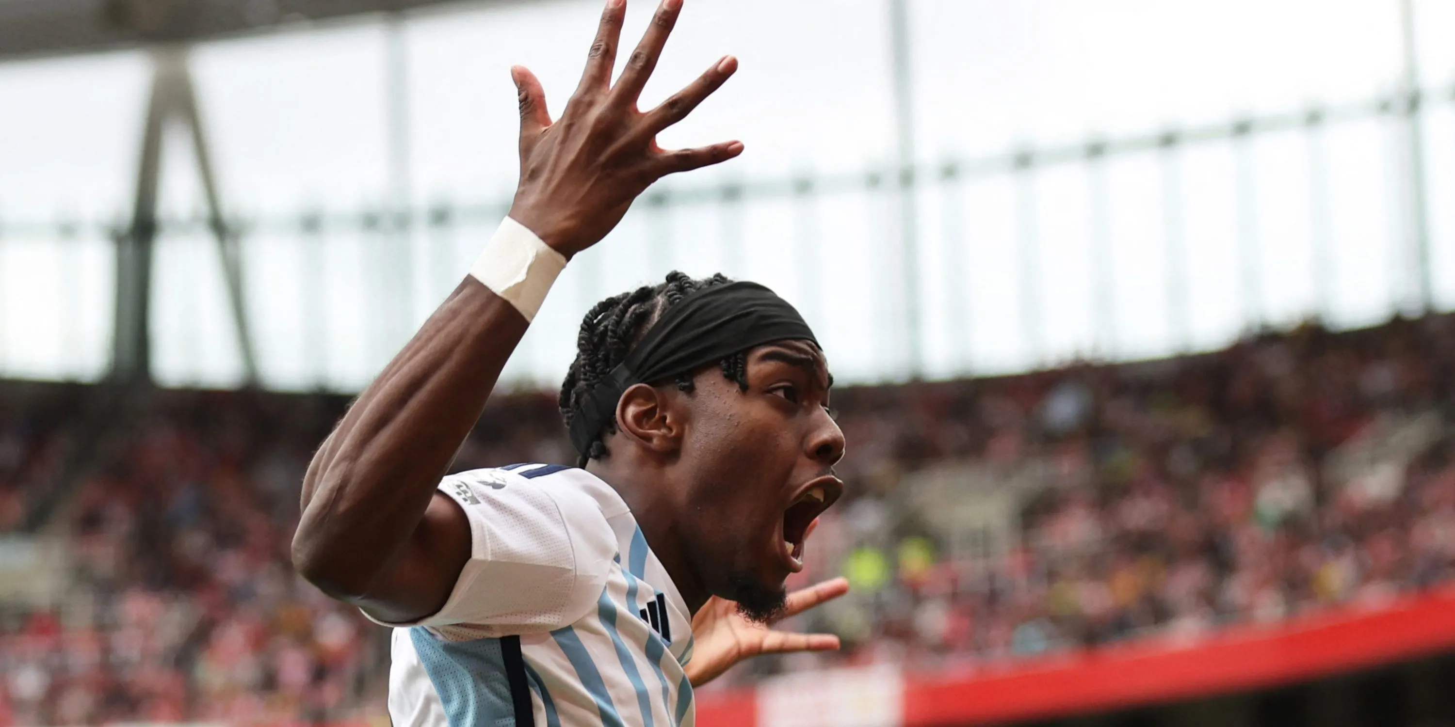 Anthony Elanga trong màu áo Nottingham Forest