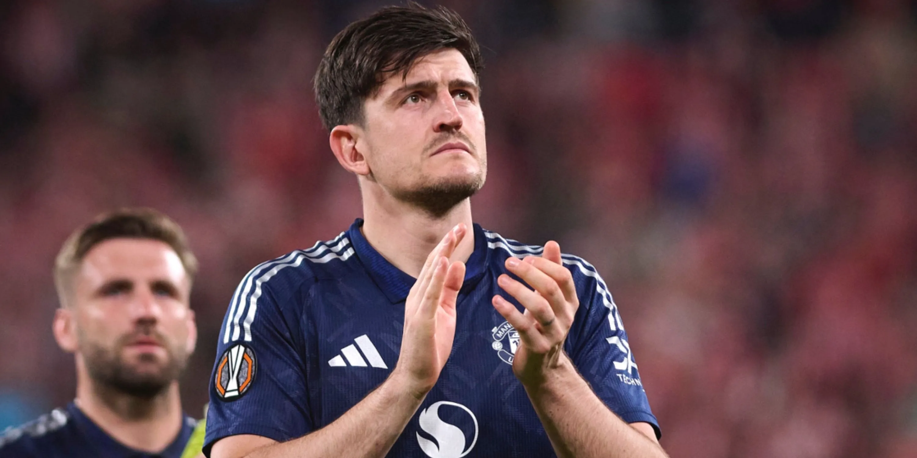 Harry Maguire ăn mừng bàn thắng quan trọng cho Manchester United