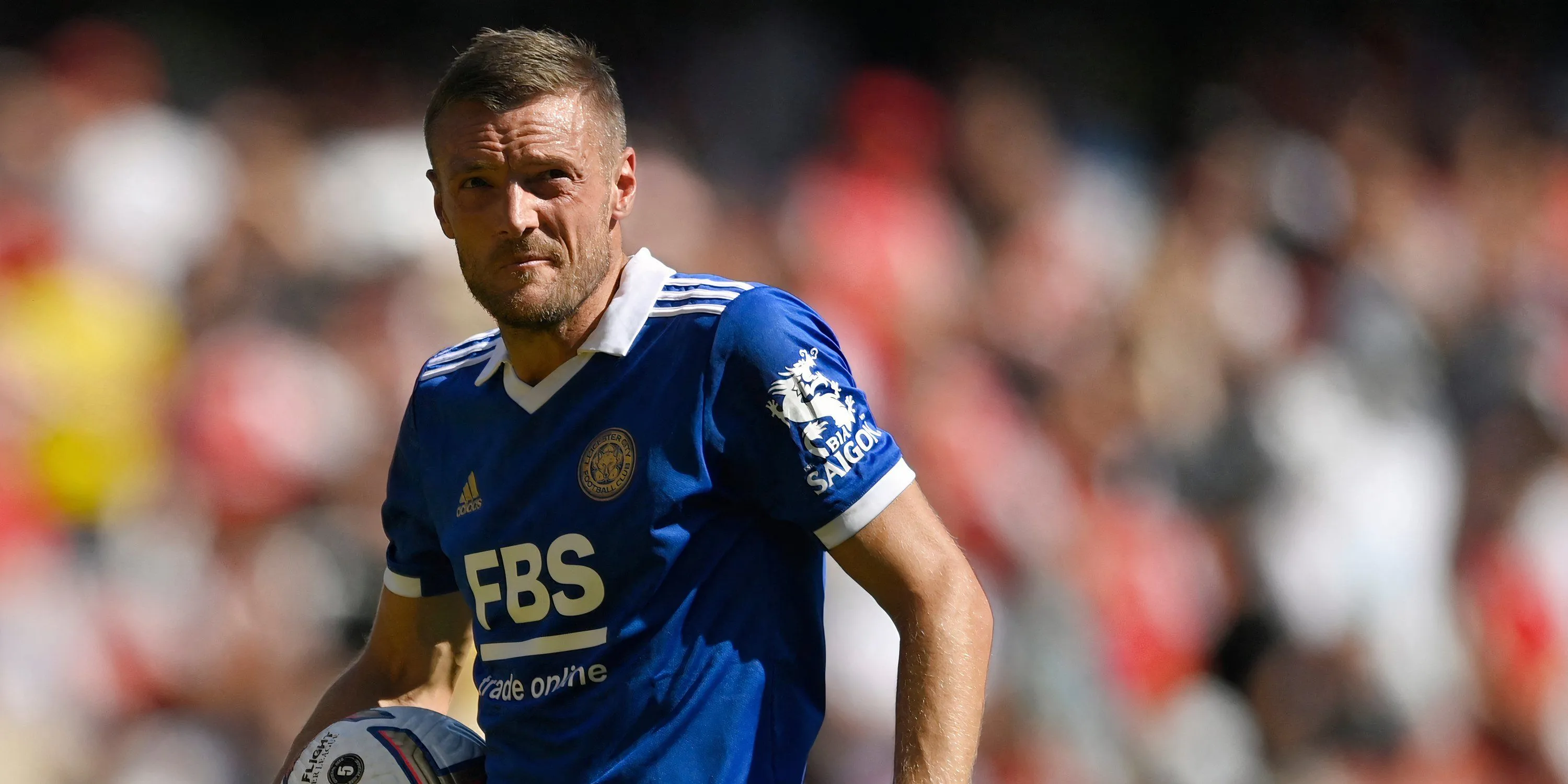 Jamie Vardy ăn mừng bàn thắng trong màu áo Leicester City